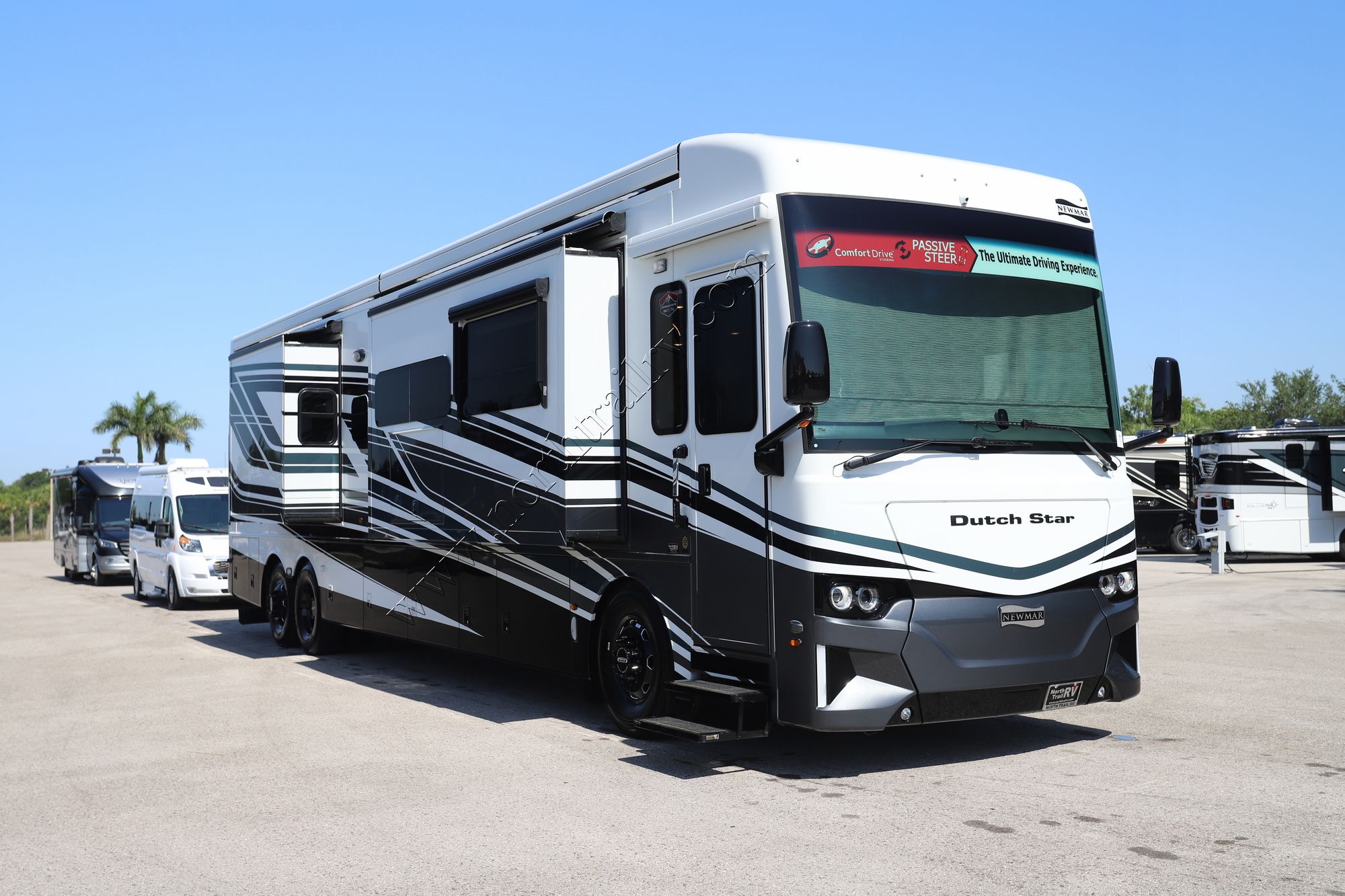 New 2026 Newmar Dutch Star 4325 Class A  For Sale