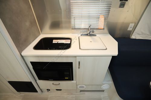 2023 Airstream Bambi 19CB