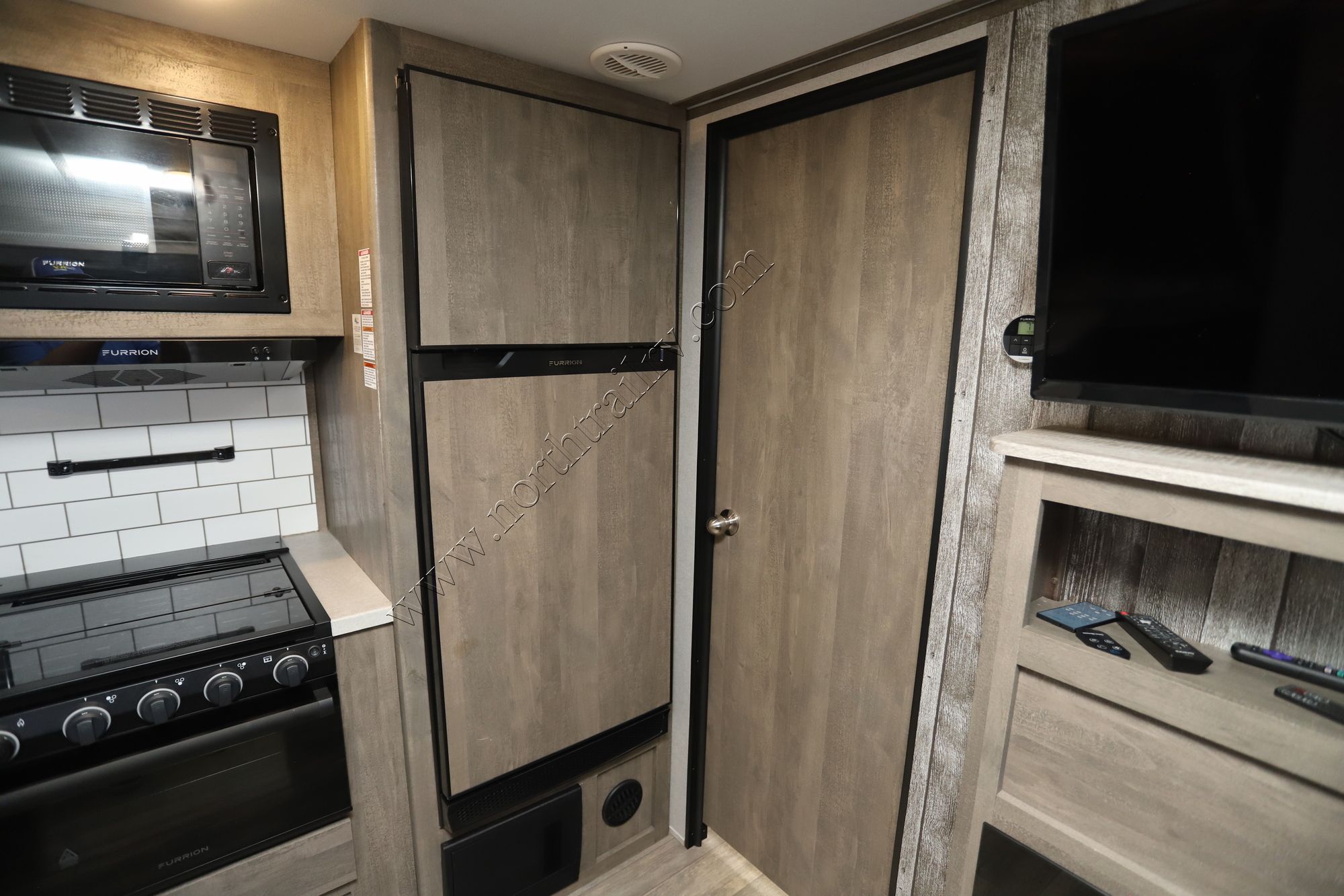 Used 2022 Forest River Xlr Micro Boost 27LRLE Travel Trailer  For Sale