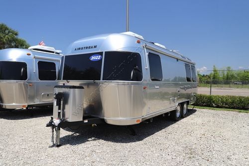 2022 Airstream International 25FB