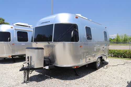 2023 Airstream Bambi 19CB