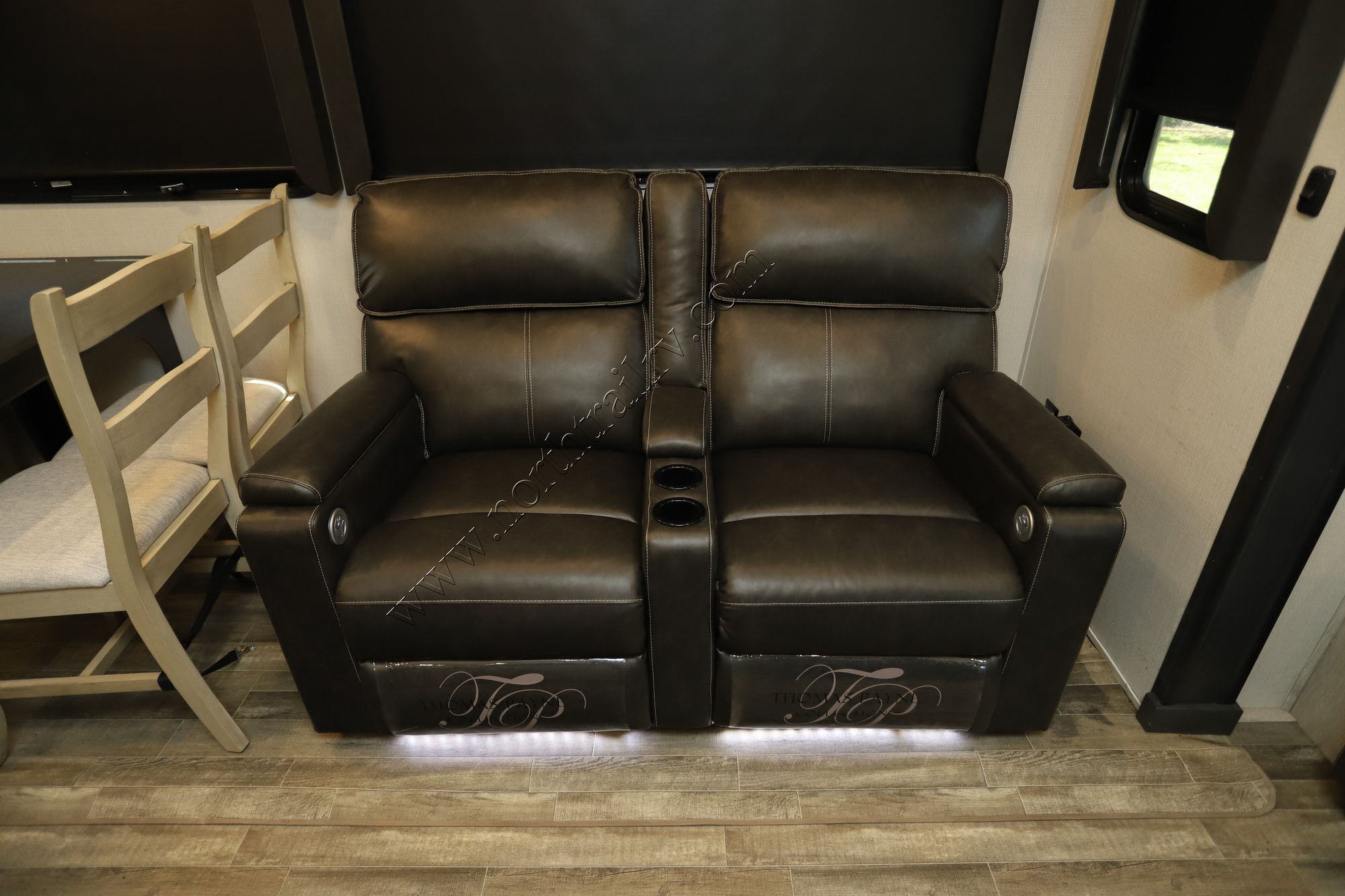 Used 2023 Keystone Avalanche 322RL Fifth Wheel  For Sale