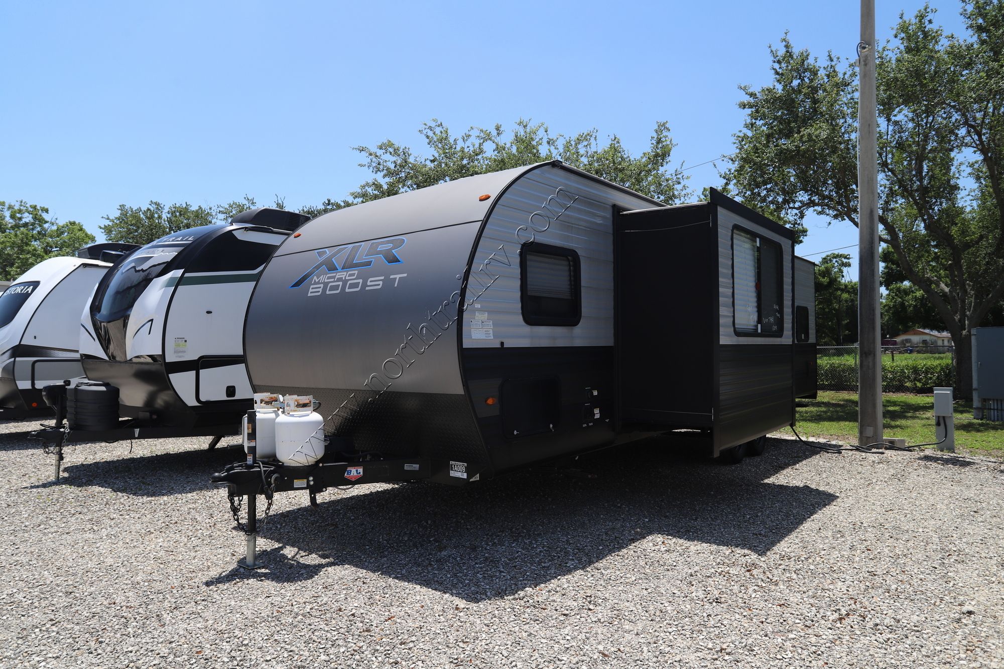 Used 2022 Forest River Xlr Micro Boost 27LRLE Travel Trailer  For Sale