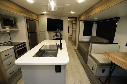 2023 Heartland Rv North Trail 33BHDS