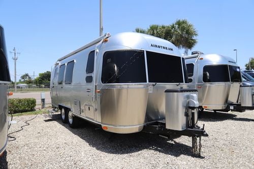 2018 Airstream Serinity 23FB