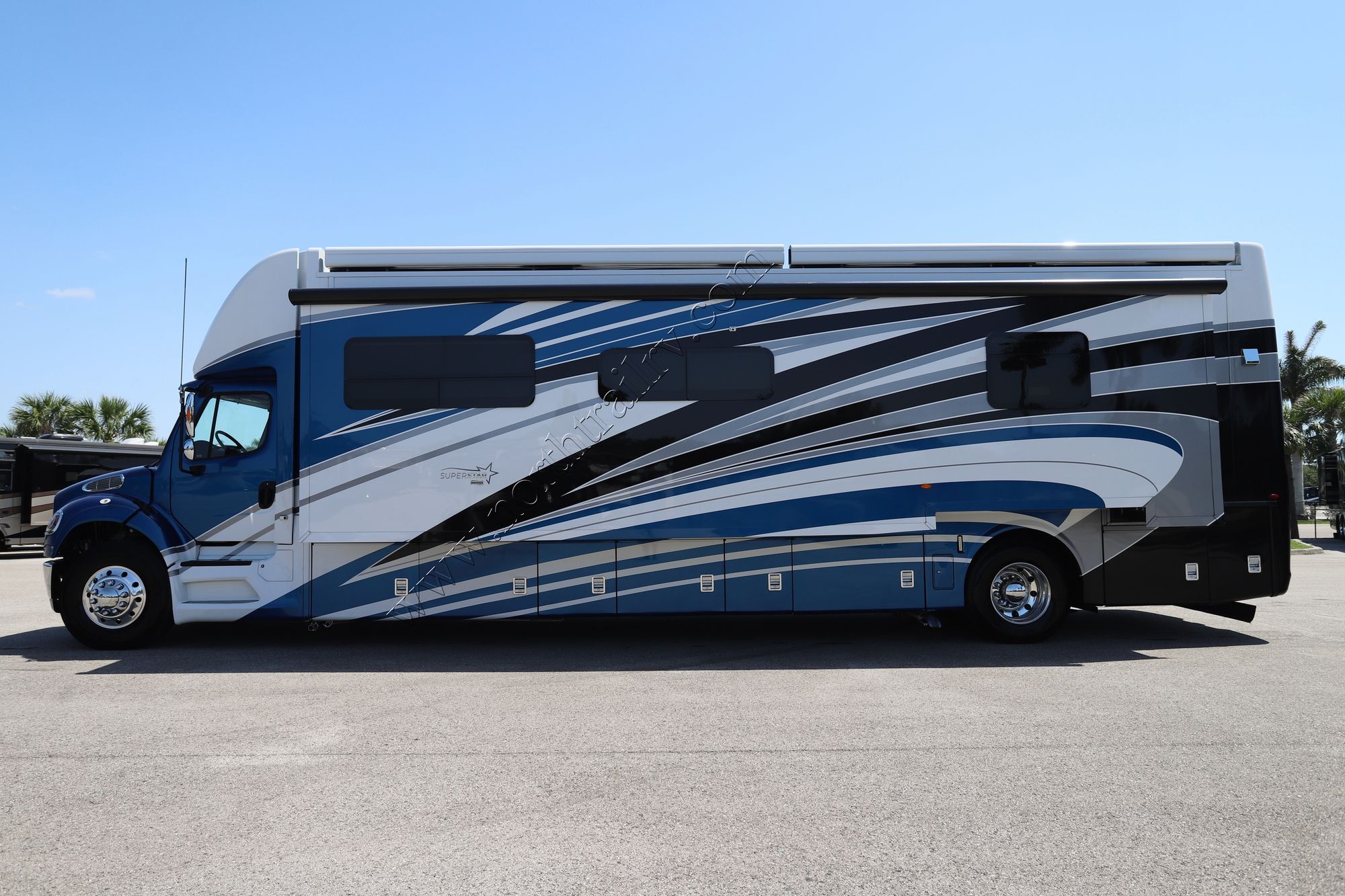 Used 2022 Newmar Super Star 4061 Super C  For Sale