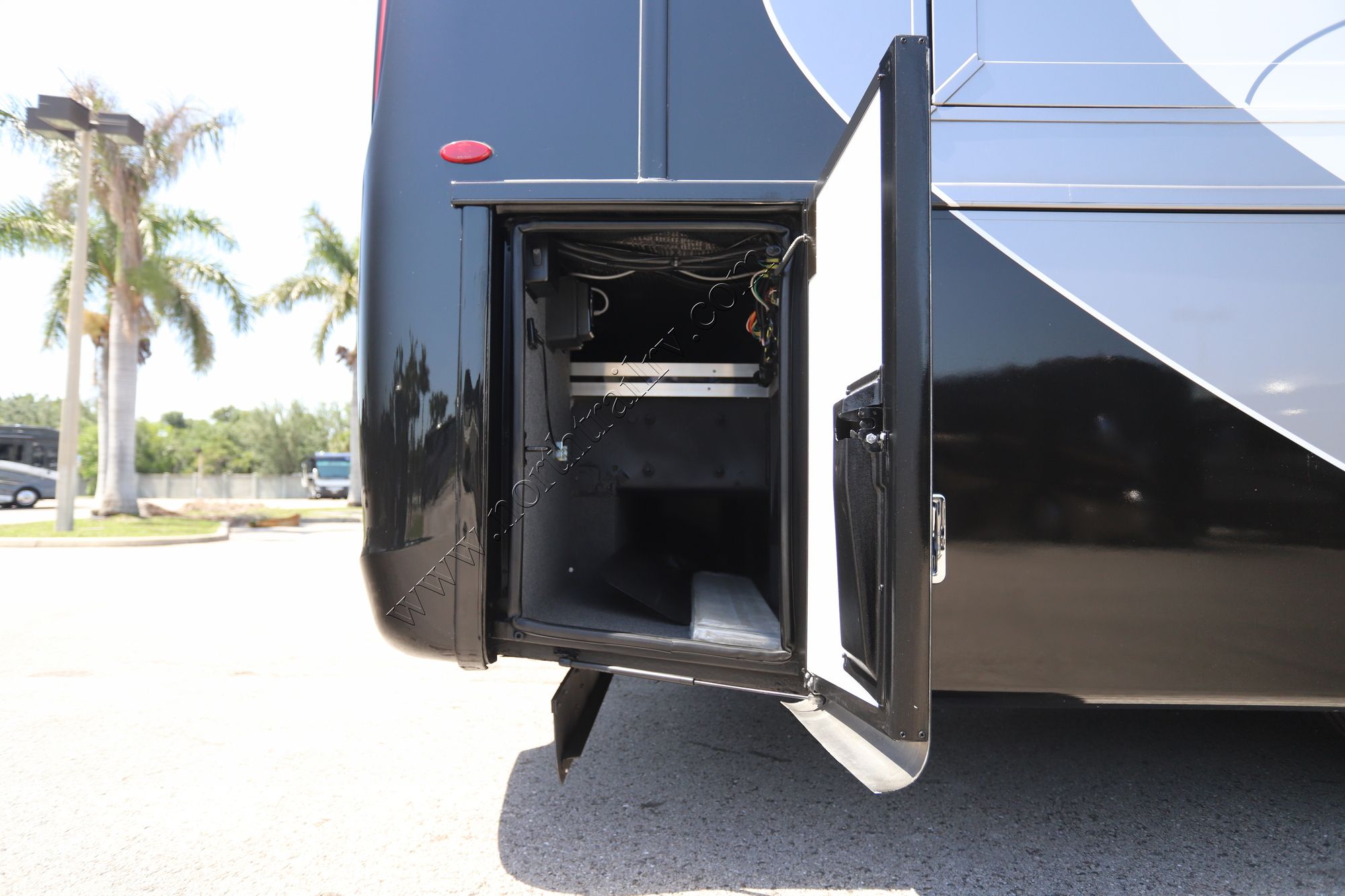 Used 2022 Newmar Super Star 4061 Super C  For Sale