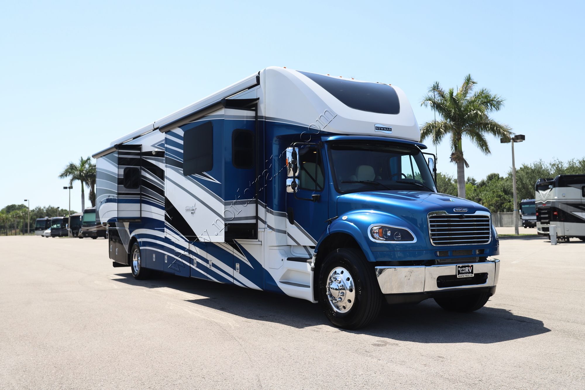 Used 2022 Newmar Super Star 4061 Super C  For Sale
