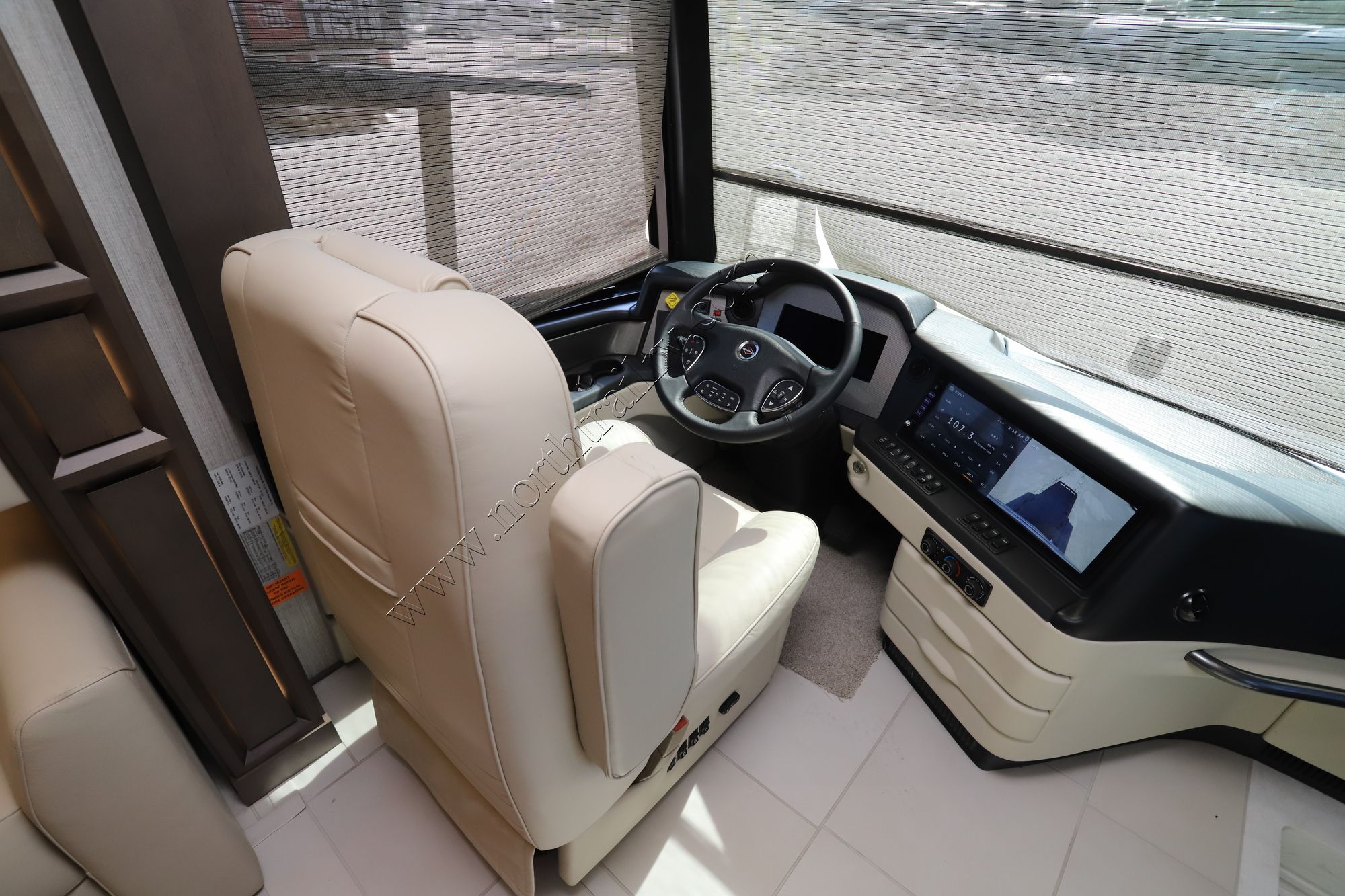 New 2025 Newmar Mountain Aire 3825 Class A  For Sale