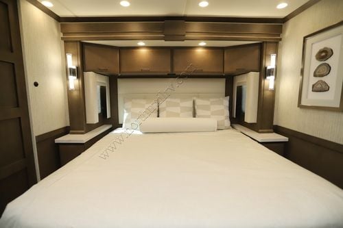 2025 Newmar Mountain Aire 3825 Class A
