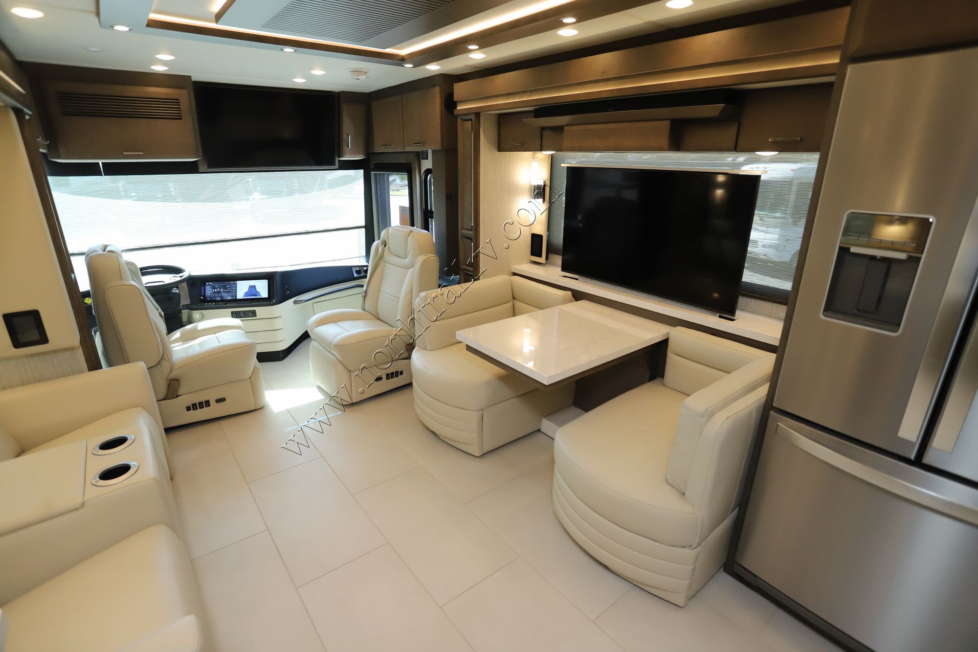 New 2025 Newmar Mountain Aire 3825 Class A  For Sale