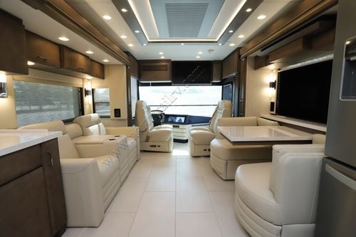 2025 Newmar Mountain Aire 3825 Class A