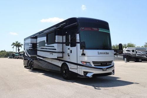2026 Newmar London Aire 4551