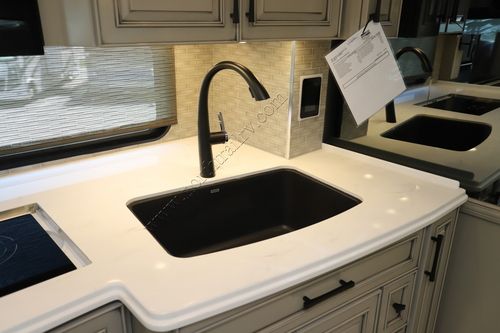 2026 Newmar London Aire 4551