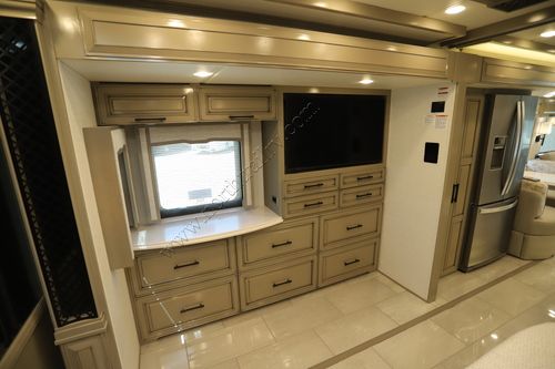 2026 Newmar London Aire 4551