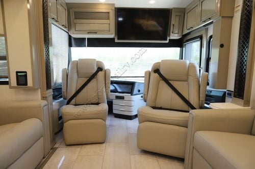 2026 Newmar London Aire 4551