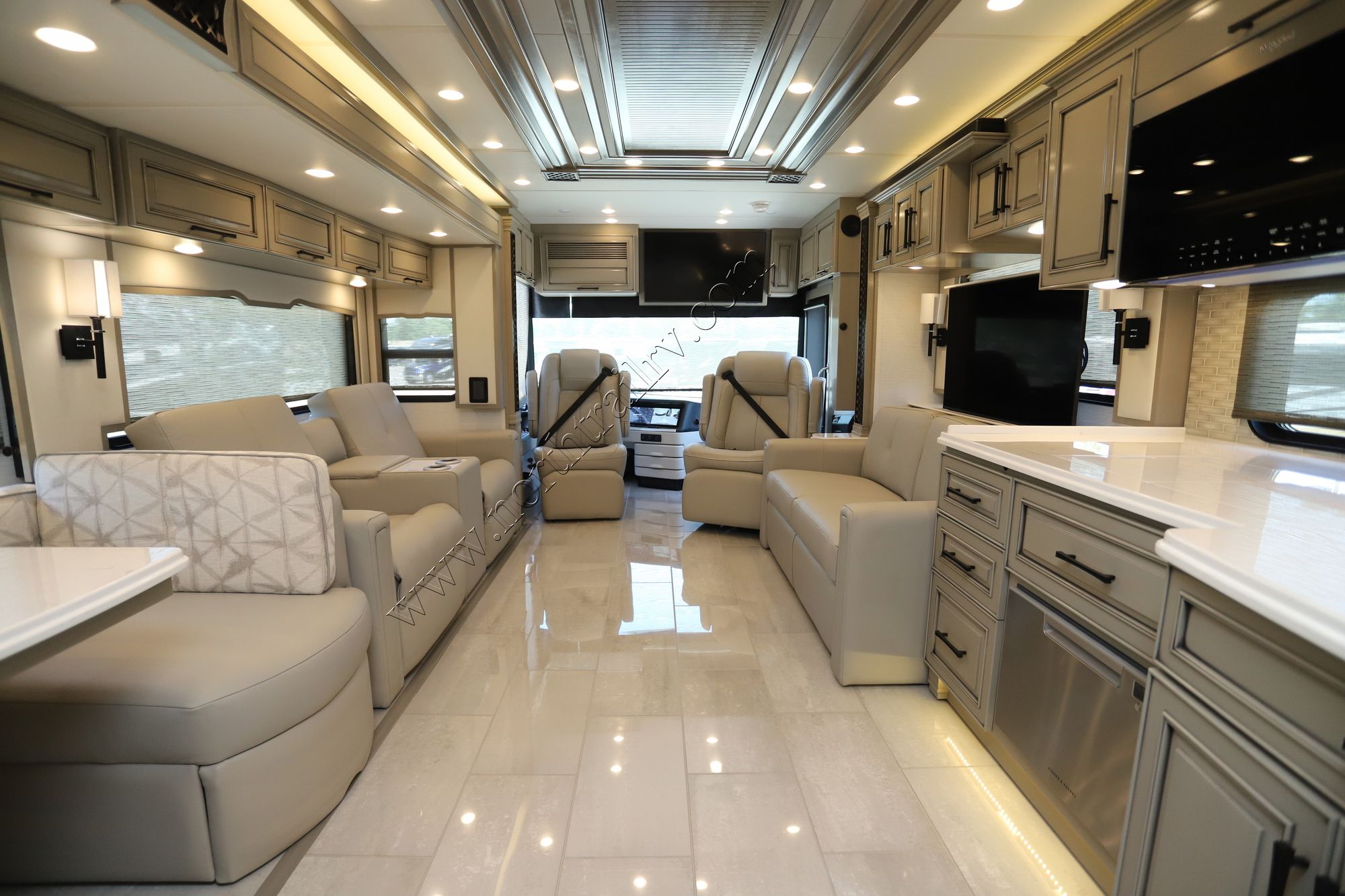 New 2026 Newmar London Aire 4551 Class A  For Sale