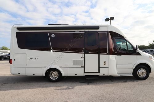 2021 Leisure Van Unity 24IB