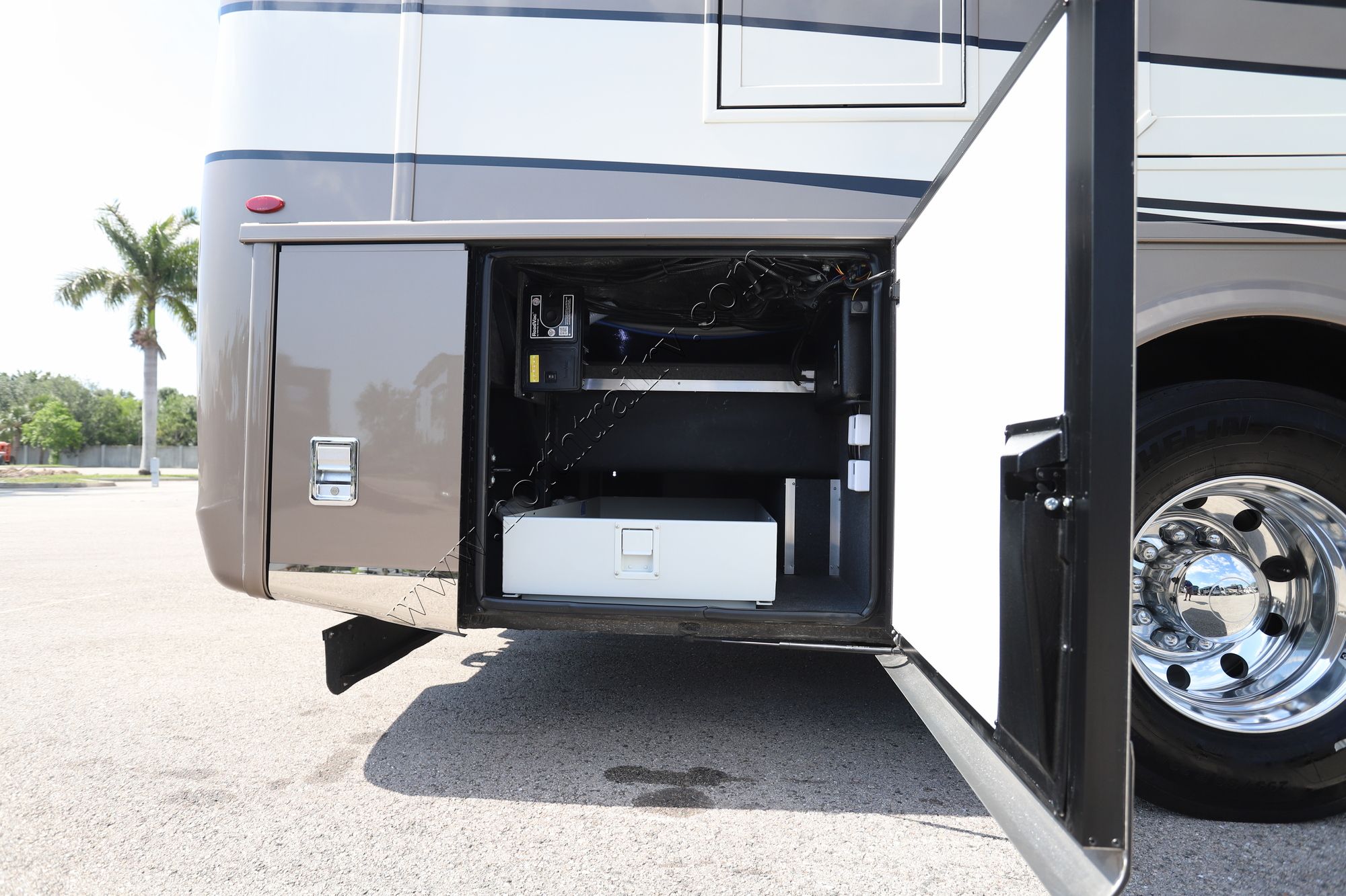 Used 2023 Newmar Super Star 4059 Super C  For Sale