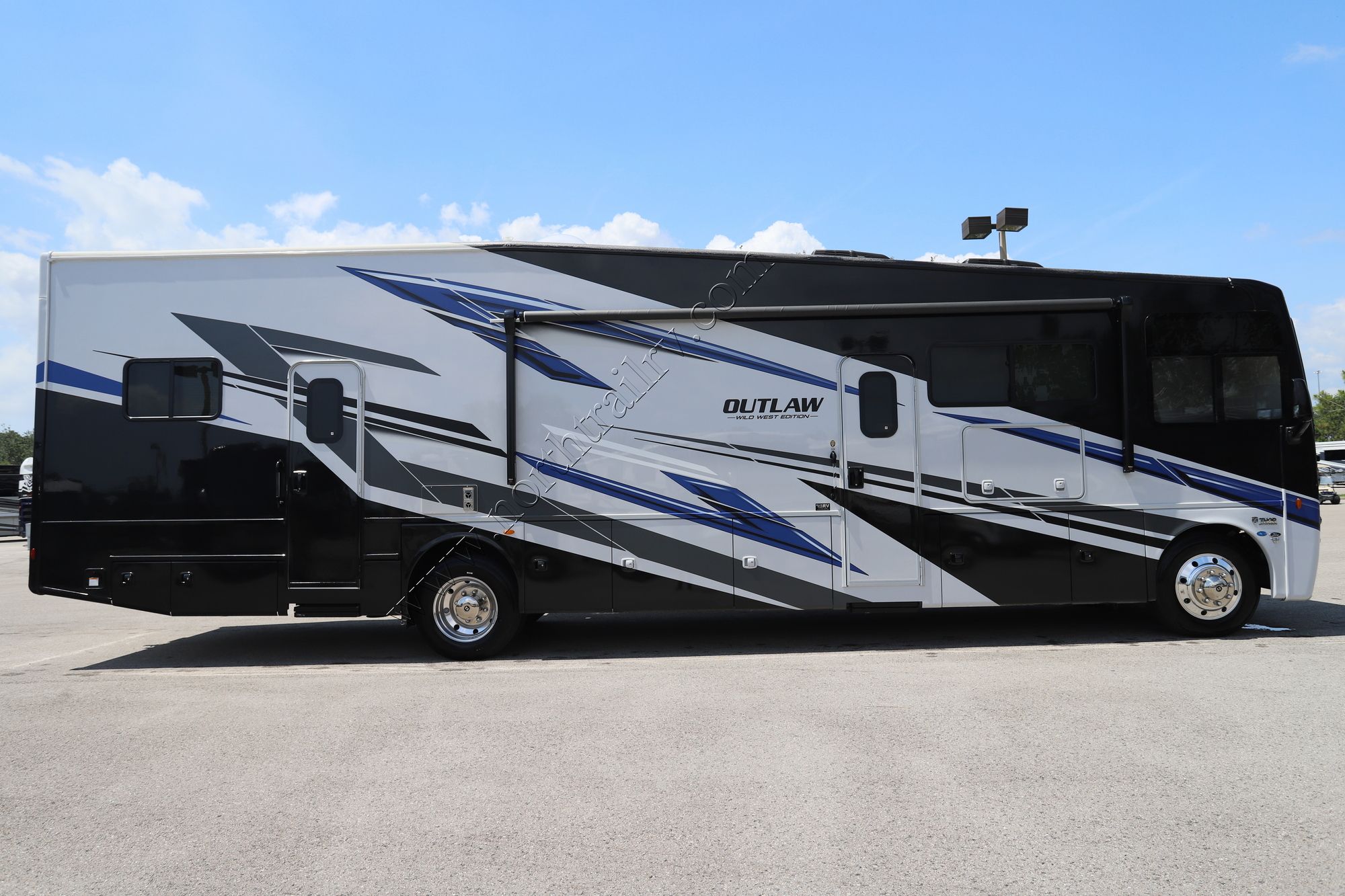 New 2026 Thor Outlaw Wild West 38K Class A  For Sale