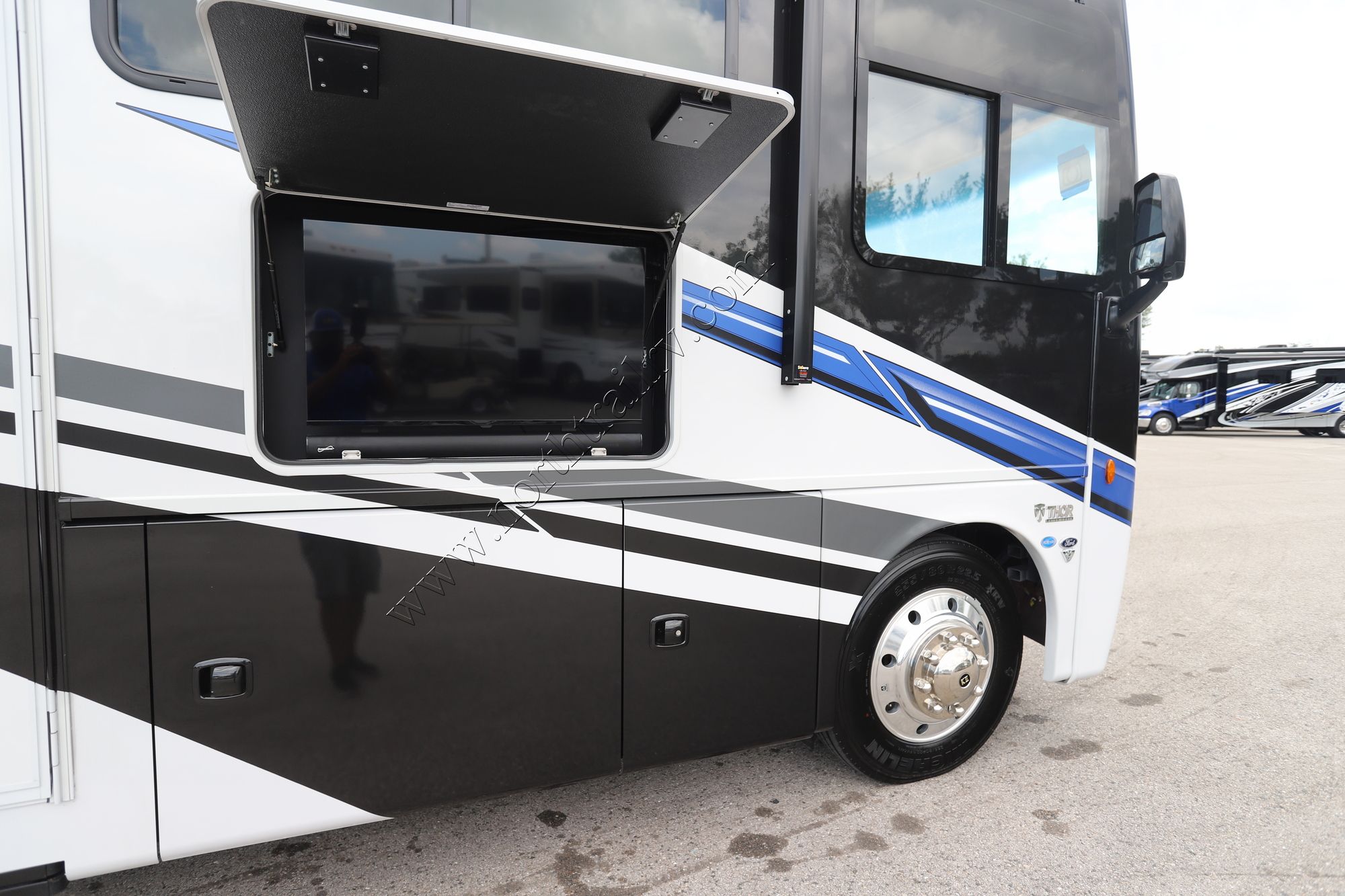 New 2026 Thor Outlaw Wild West 38K Class A  For Sale