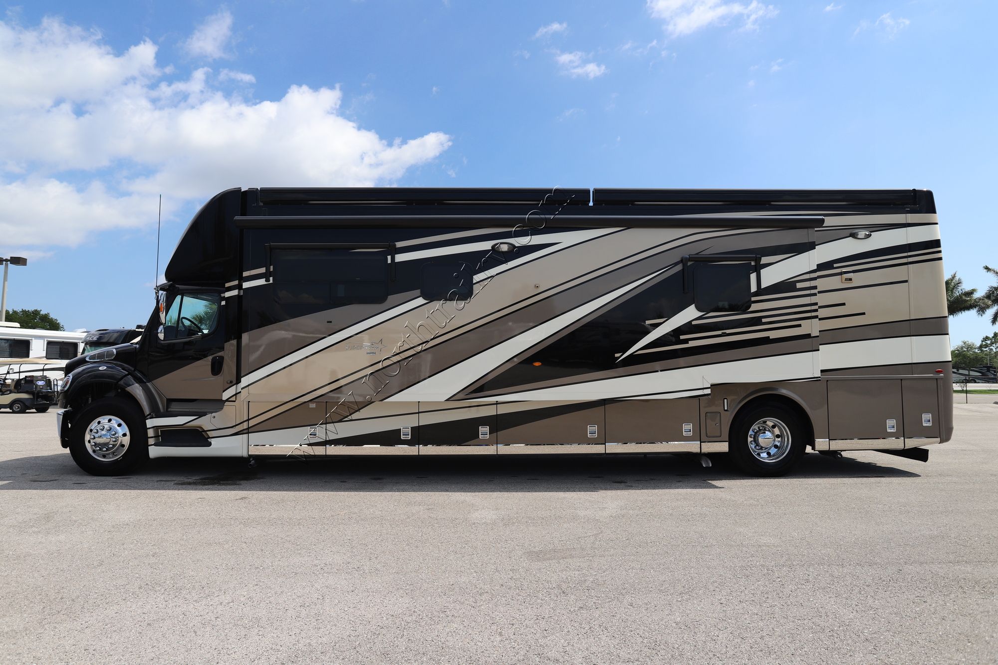 Used 2023 Newmar Super Star 4059 Super C  For Sale