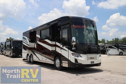 2026 Newmar Mountain Aire 3825