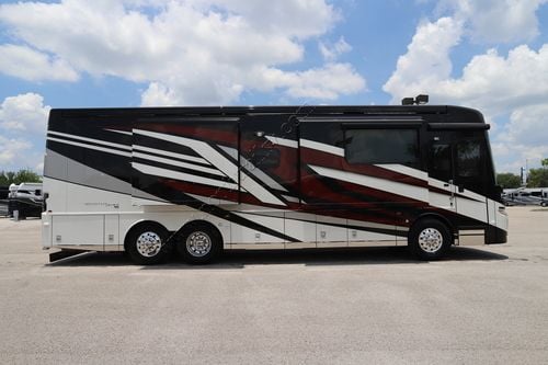 2026 Newmar Mountain Aire 3825