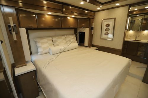 2026 Newmar Mountain Aire 3825