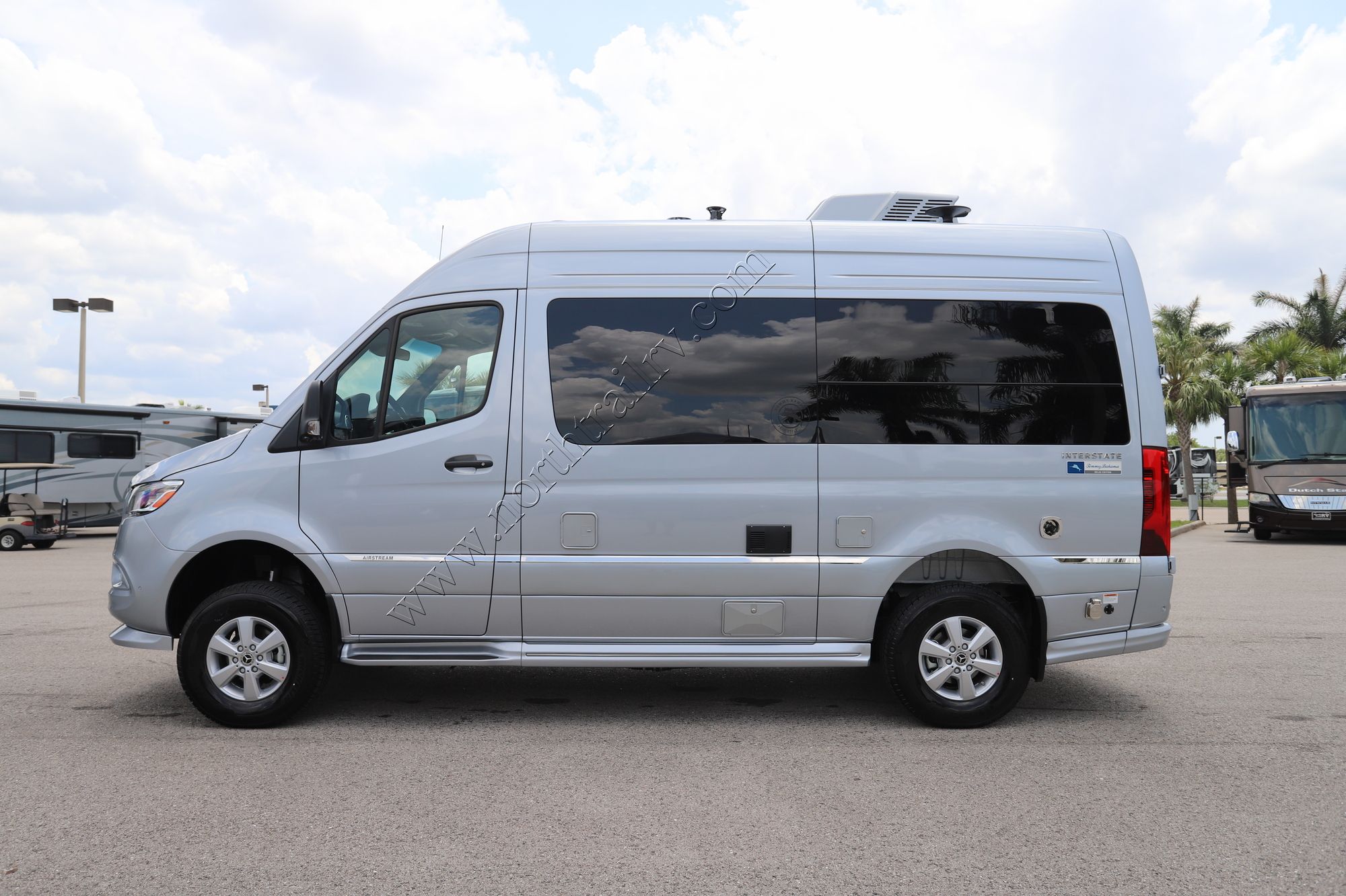 New 2025 Airstream Interstate 19 E1 Tommy Bahama Class B  For Sale