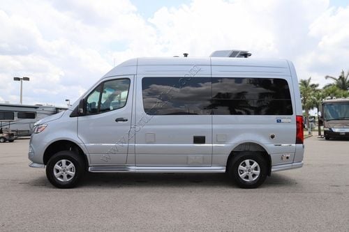 2025 Airstream Interstate 19 E1 Tommy Bahama