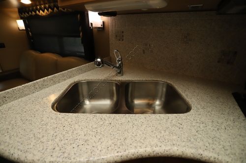 2015 Newmar Bay Star 3308