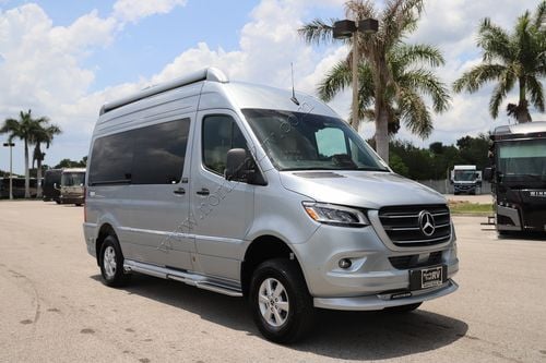 2025 Airstream Interstate 19 E1 Tommy Bahama