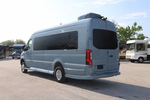 2025 Ogv Luxury V-Rv 7RLA