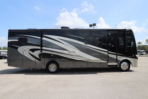 2015 Newmar Bay Star 3308