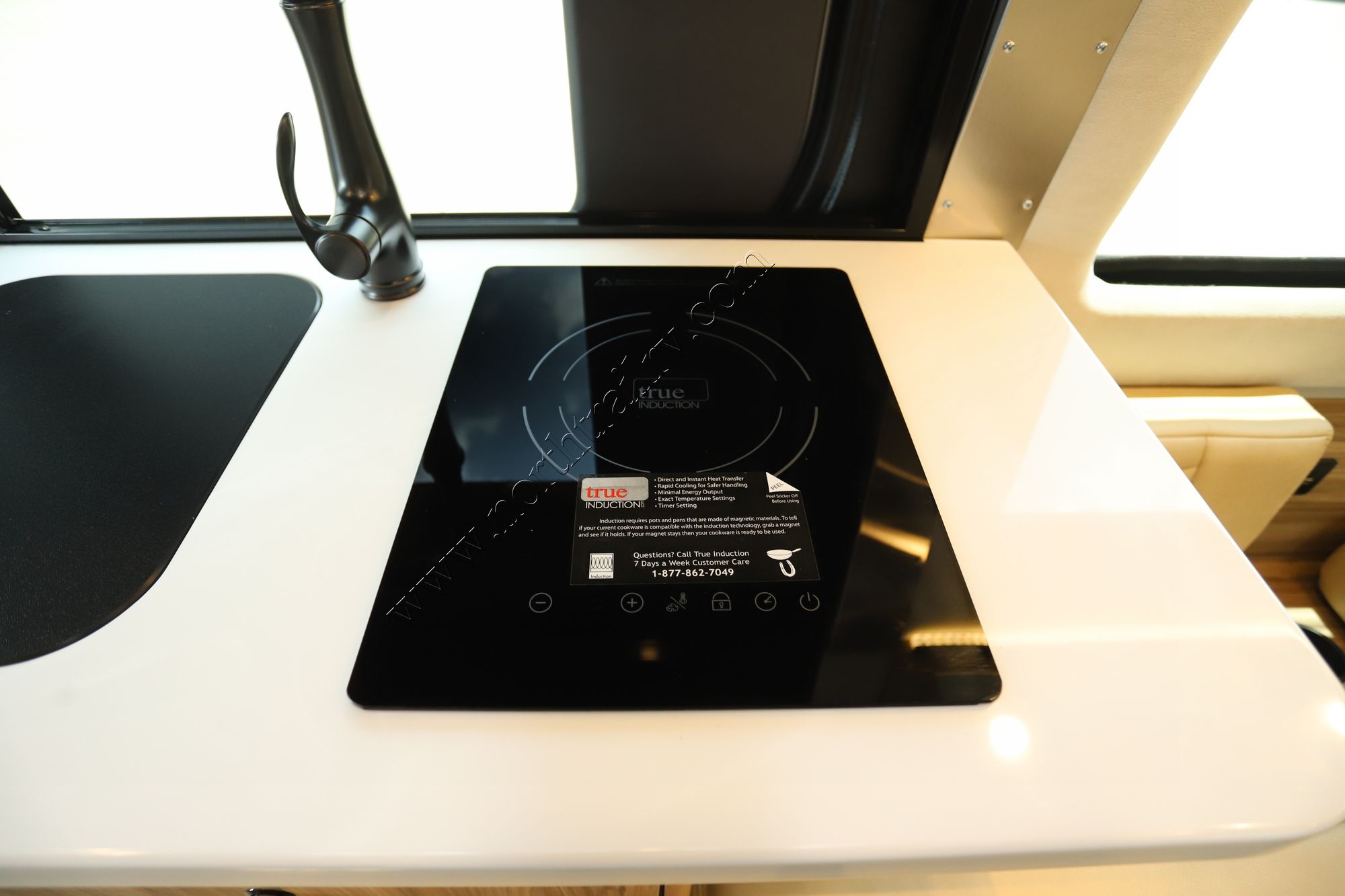 New 2025 Airstream Interstate 19 E1 Tommy Bahama Class B  For Sale