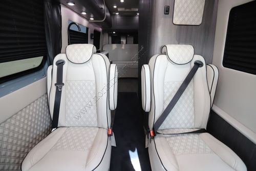 2025 Ogv Luxury V-Rv 7RLA
