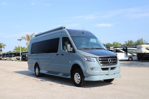 2025 Ogv Luxury V-Rv 7RLA
