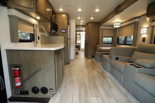 2023 Renegade Rv Valencia 38RB