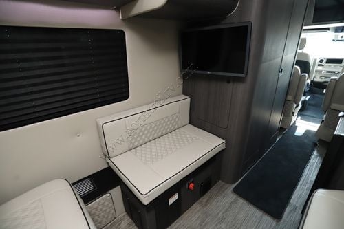 2025 Ogv Luxury V-Rv 7RLA