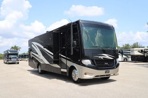 2015 Newmar Bay Star 3308