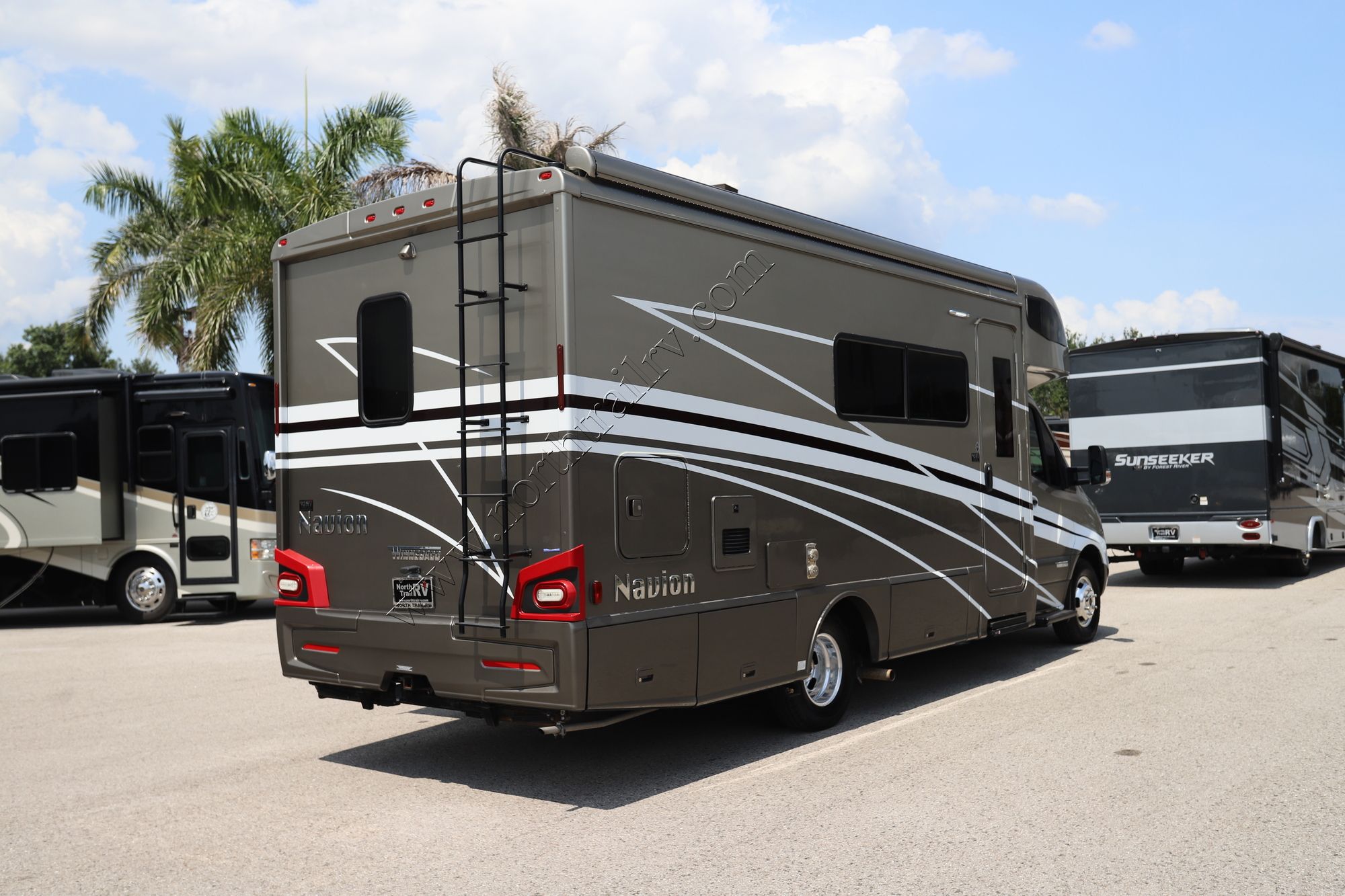 Used 2020 Winnebago Navion 24D Class C  For Sale