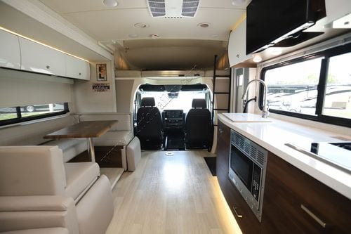 2020 Winnebago Navion 24D