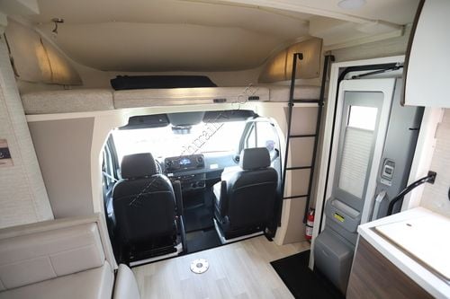 2020 Winnebago Navion 24D