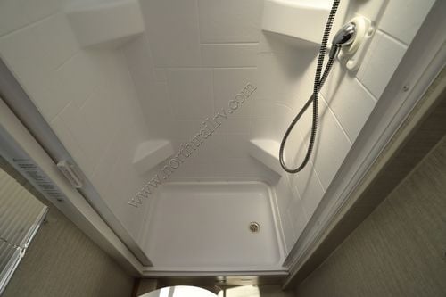 2020 Winnebago Navion 24D