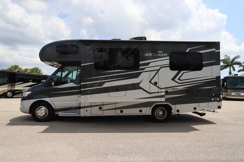 2023 Forest River Sunseeker 2400B