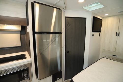2023 Forest River Sunseeker 2400B