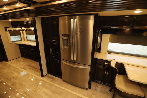 2020 Newmar London Aire 4551