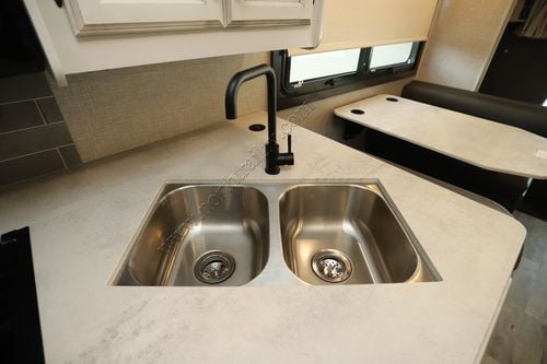 2023 Jayco Greyhawk 31F