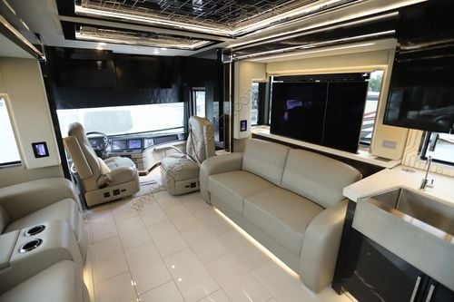 2023 Newmar King Aire 4596